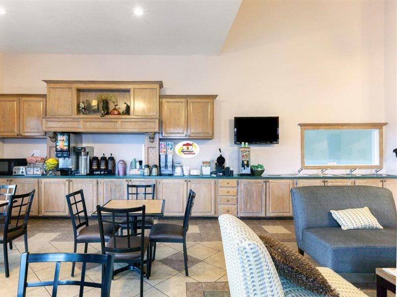 Super 8 By Wyndham Tulsa/Downtown/East酒店 外观 照片