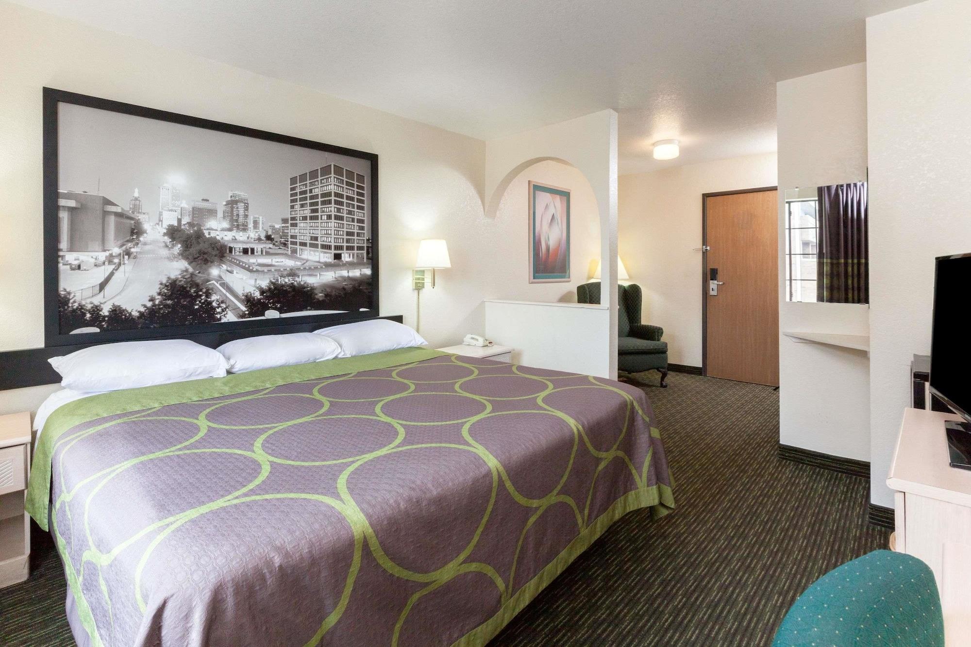 Super 8 By Wyndham Tulsa/Downtown/East酒店 外观 照片