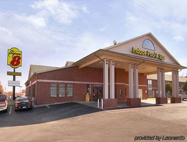 Super 8 By Wyndham Tulsa/Downtown/East酒店 外观 照片