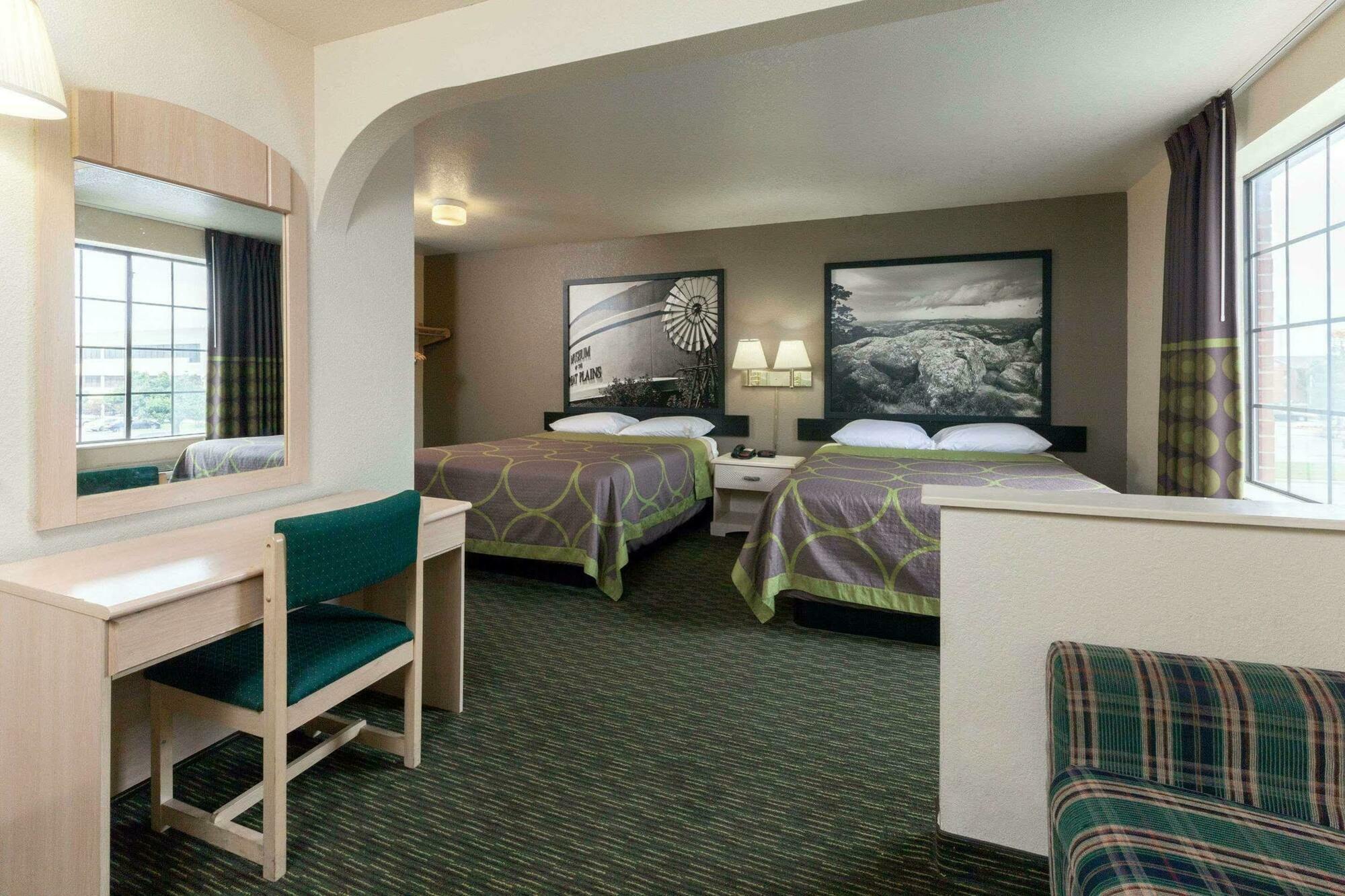 Super 8 By Wyndham Tulsa/Downtown/East酒店 外观 照片